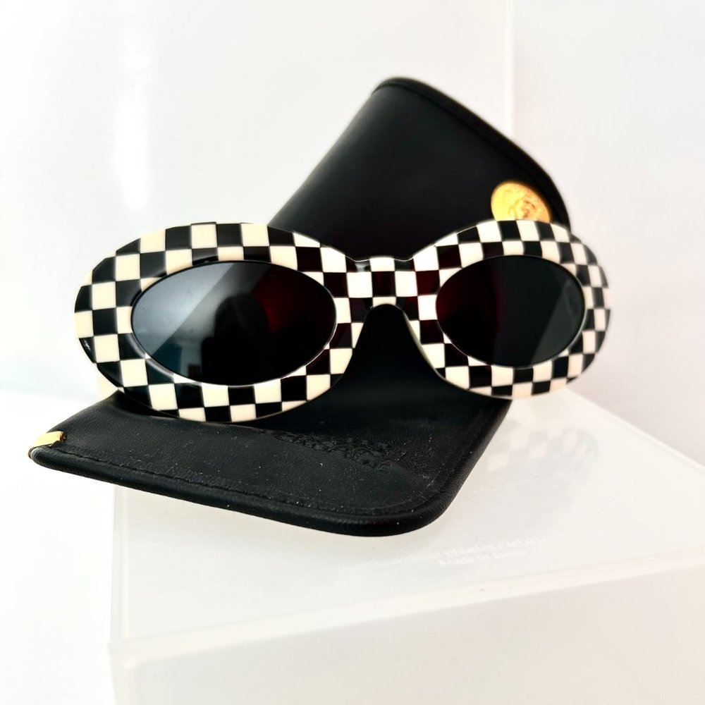 VINTAGE! Gianni Versace sunglasses - Picture 2 of 8